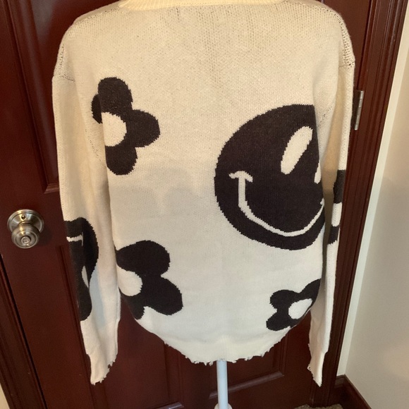 Miss Sparkling Teen Sweater. Sz. Medium - Picture 3 of 6